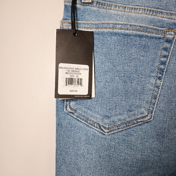 Re/Done 90s High Rise Ankle Crop Jeans - Picture 7 of 8